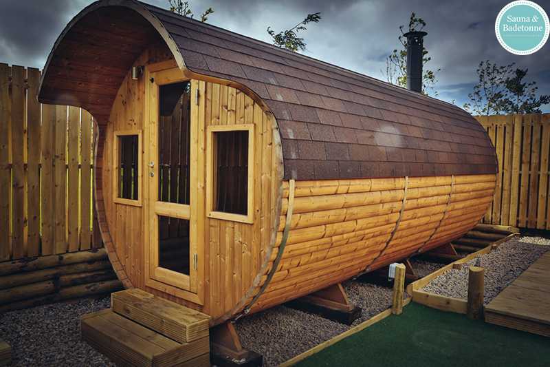 Barrel Saunas And Hot Tubs At Brompton Lakes - Sauna-badetonne.de